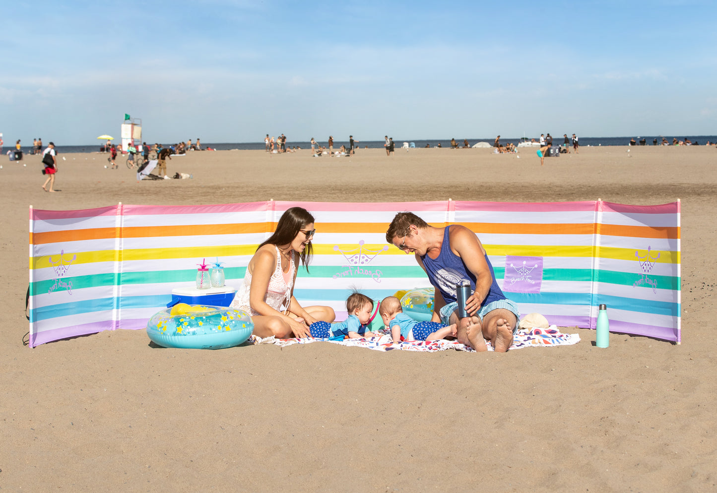 PASTELS - 20 ft Beach Windscreen, Rubber Mallet and Carry Bag Included