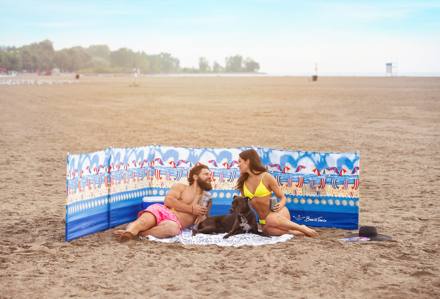 Beach Scene - Beach Windscreen - Beach Comfortable!